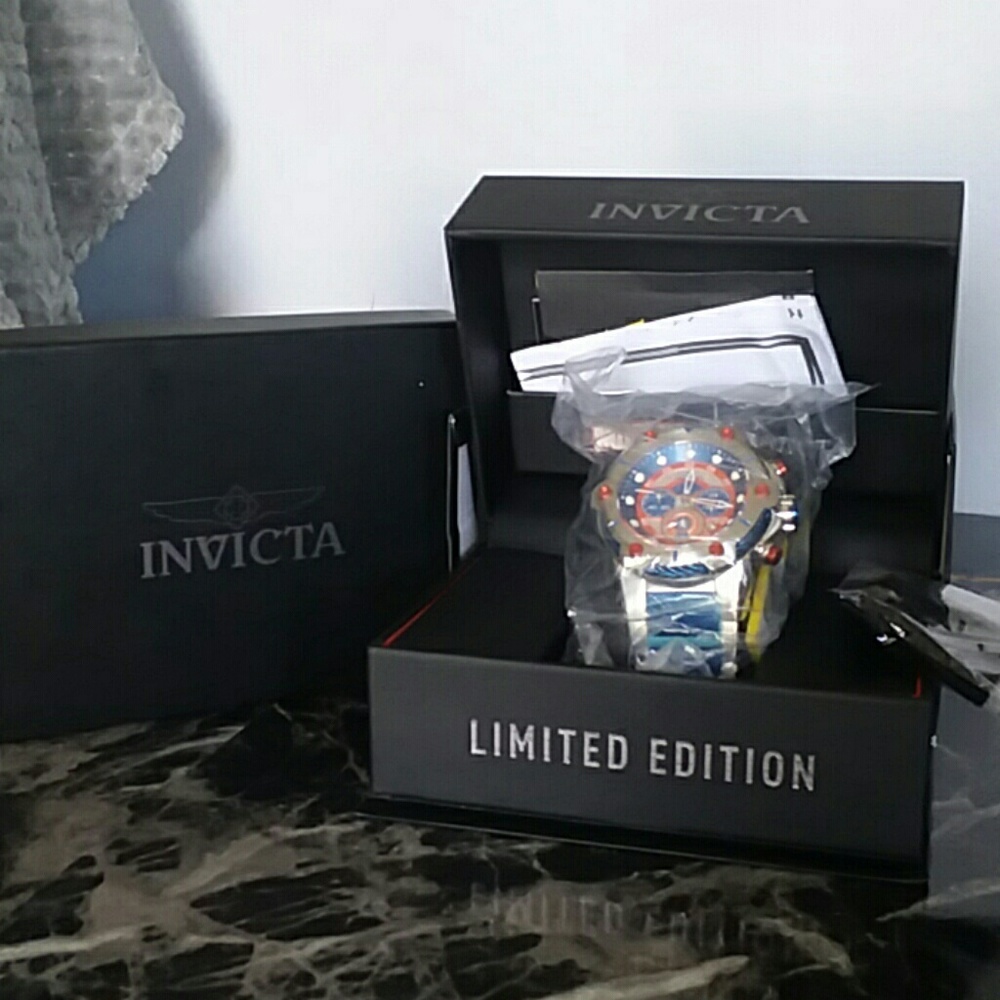 LIMITED EDITION men's marvel captain America watch